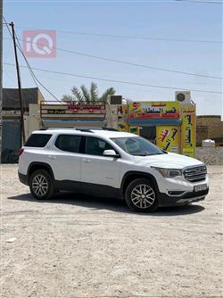 GMC Acadia